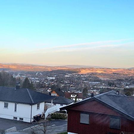 Gjesterom Til Leie I Et Privat Hus Brumunddal Exteriör bild